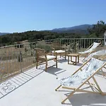 Vue Et Nature Route De Cigala 度假居